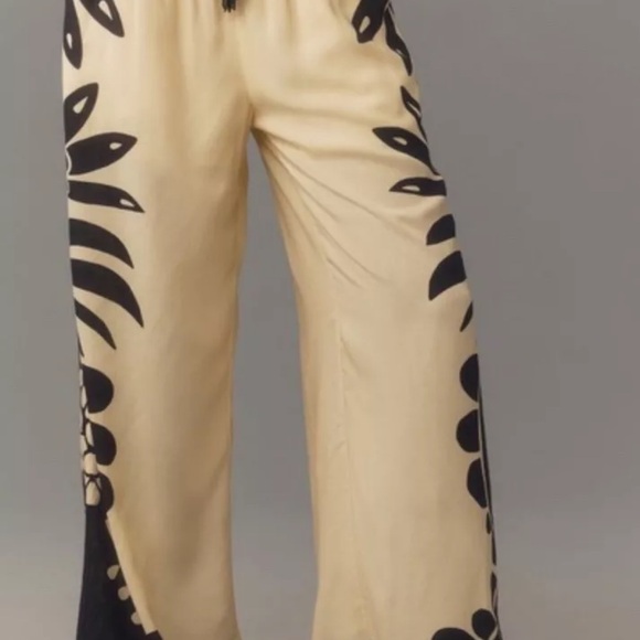 Anthropologie Farm Rio Martina Pull On Pants Floral Print Black White - Picture 2 of 6